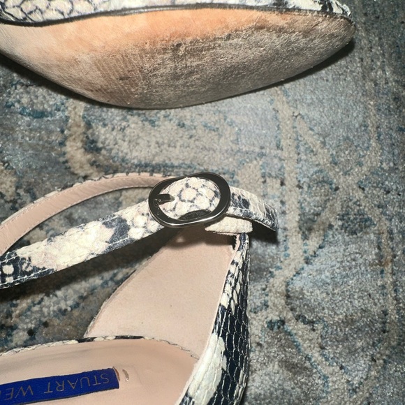 Stuart Weitzman Nearly Nude Sandles - Picture 14 of 14